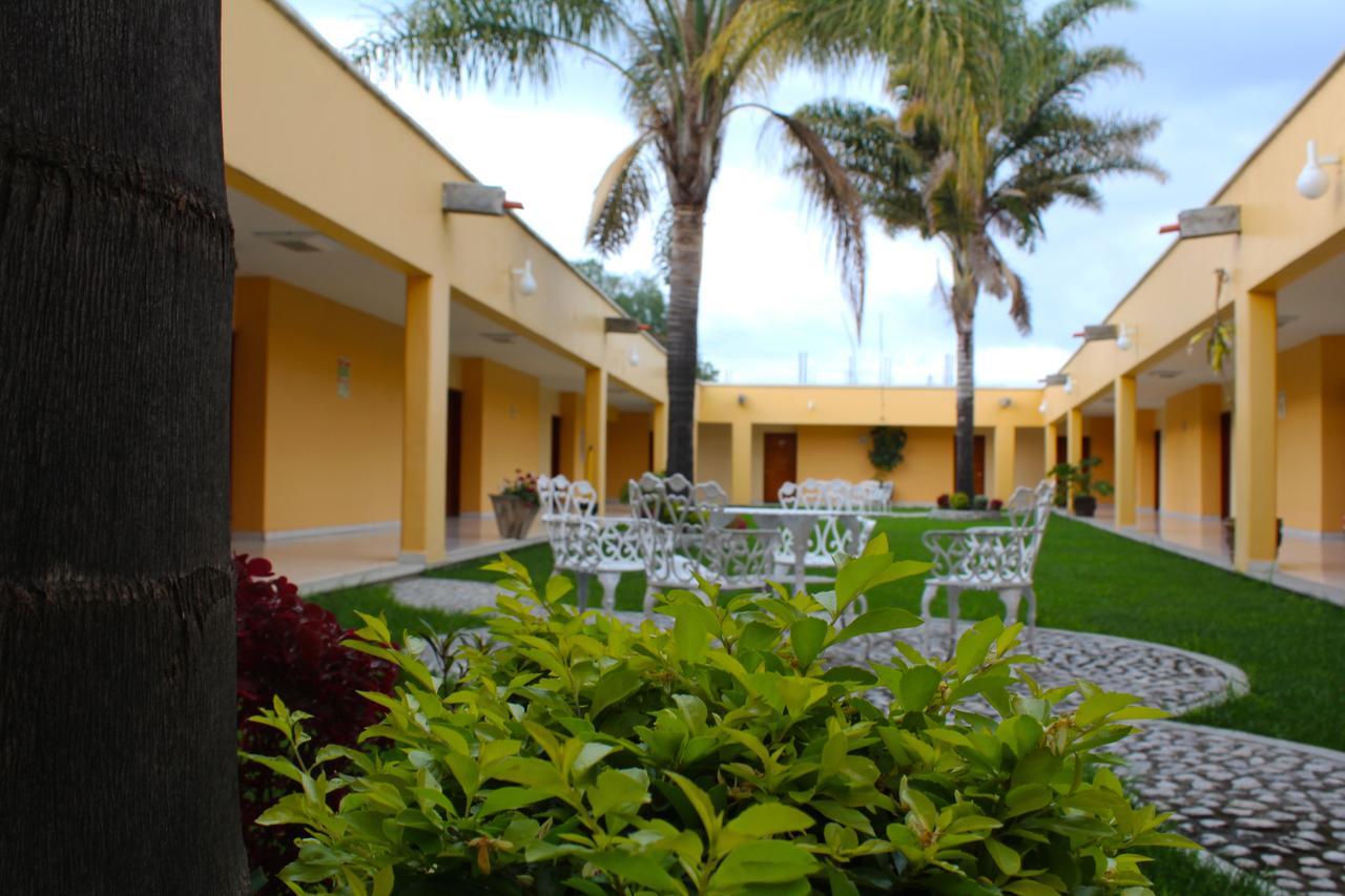 Hotel Real De Cortes Los Reyes  Ngoại thất bức ảnh