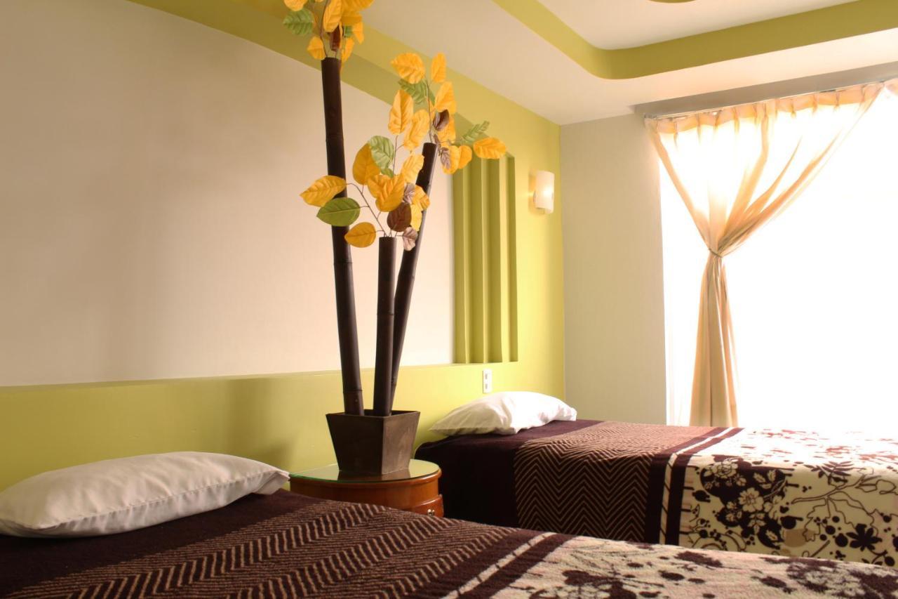Hotel Real De Cortes Los Reyes  Ngoại thất bức ảnh