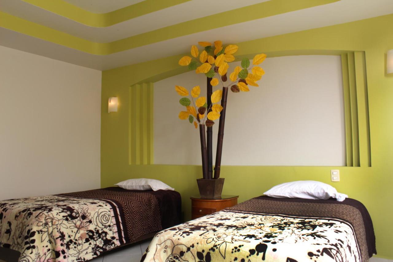 Hotel Real De Cortes Los Reyes  Ngoại thất bức ảnh